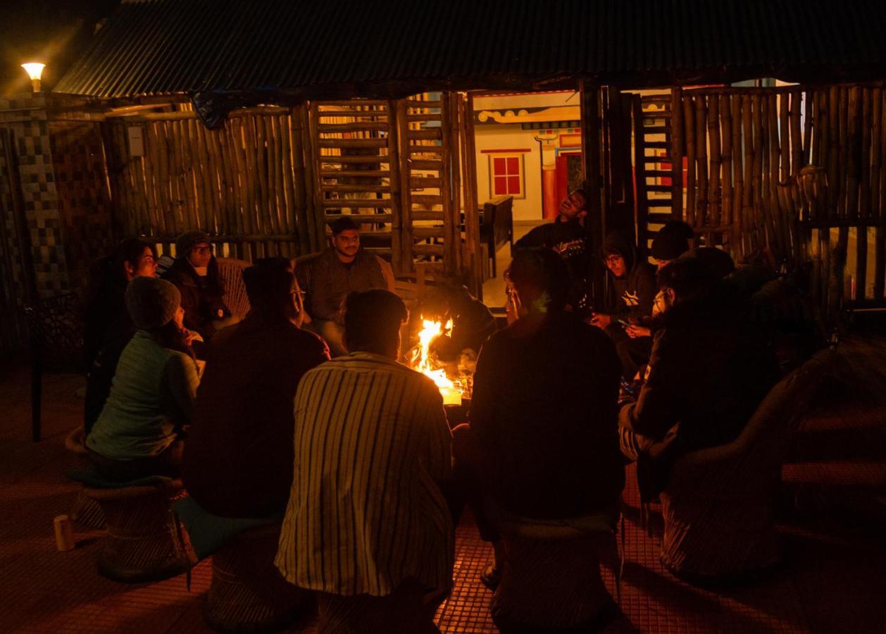The Trippy Tribe Hostel Bir  Exterior photo