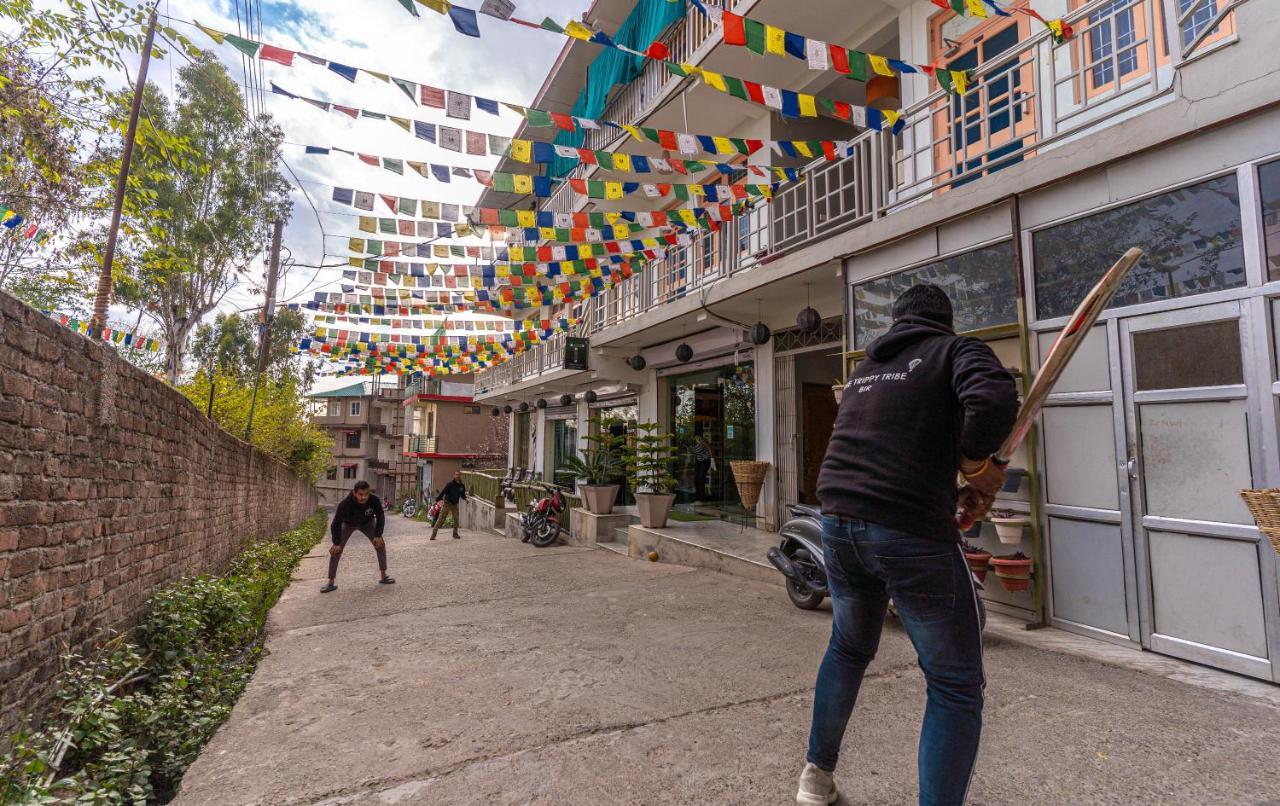 The Trippy Tribe Hostel Bir  Exterior photo